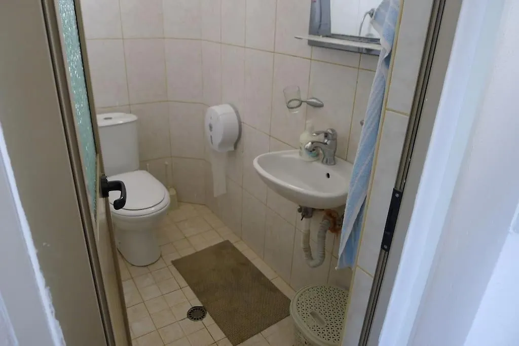 Beach House - Bedroom For 5 People - 1St Floor Velipoje