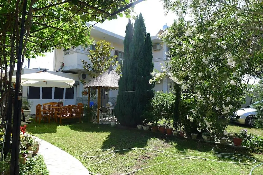Beach House - Bedroom For 5 People - 1St Floor Velipoje Albania