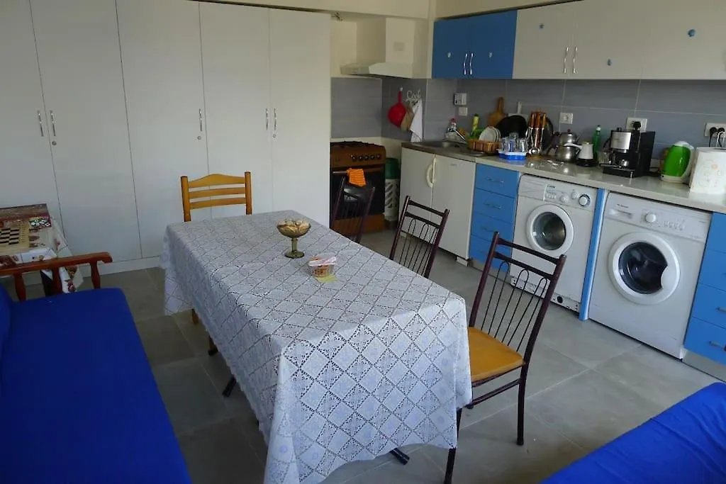 Beach House - Bedroom For 5 People - 1St Floor Velipoje 0*,