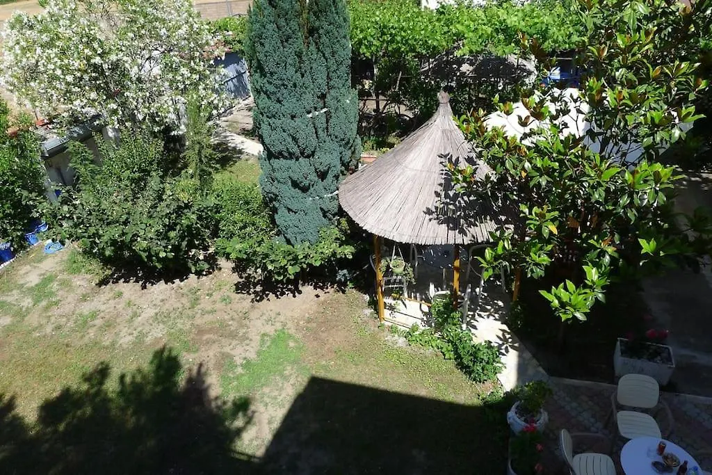 Beach House - Bedroom For 5 People - 1St Floor Velipoje
